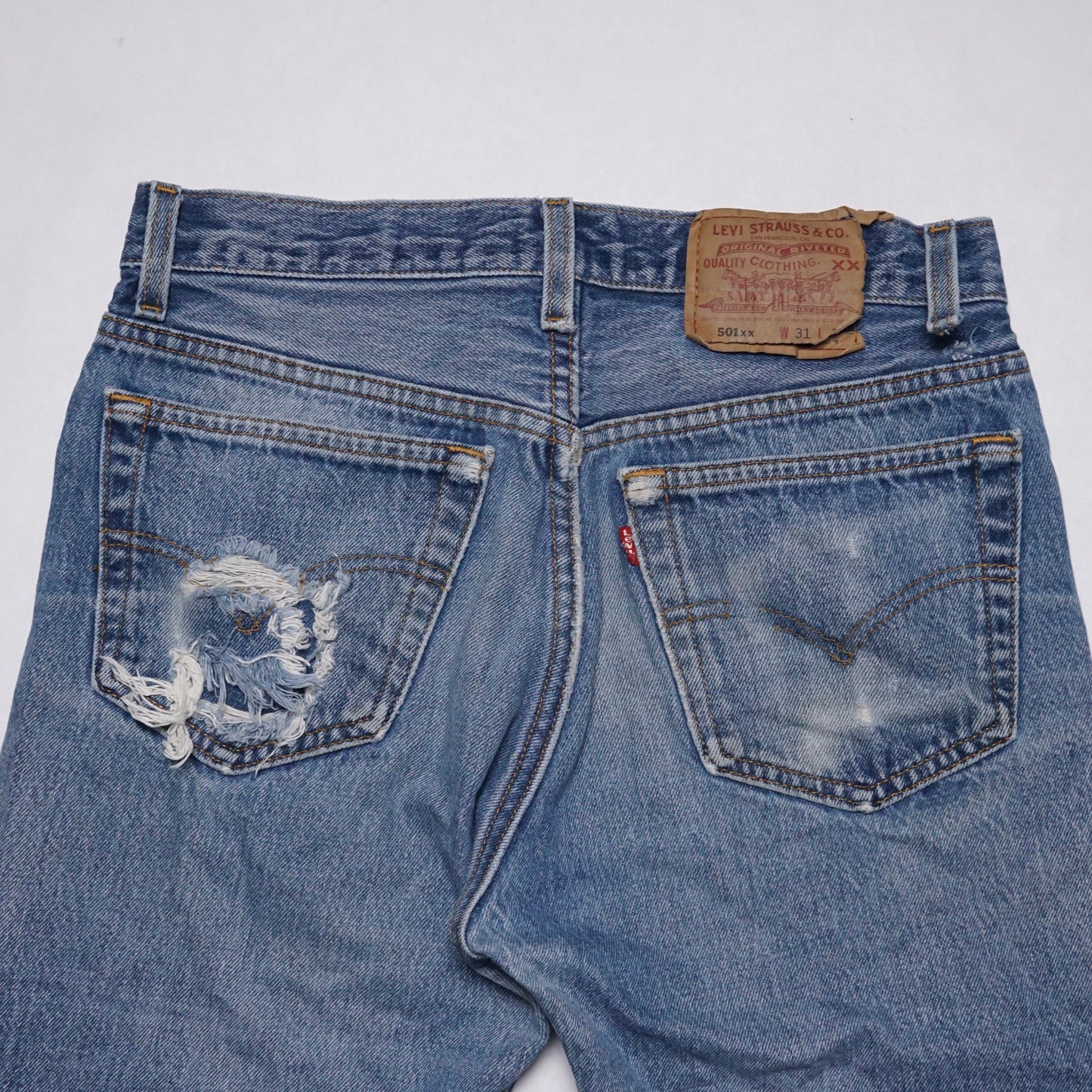 1990s Levi 501 "Stone" Size: 29W/31L