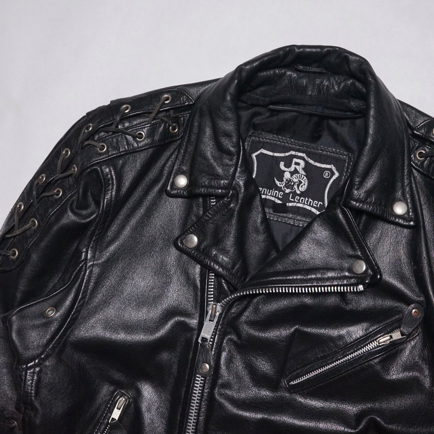 2000s Motorcycle Leather Jacket “Black” Size: M/L