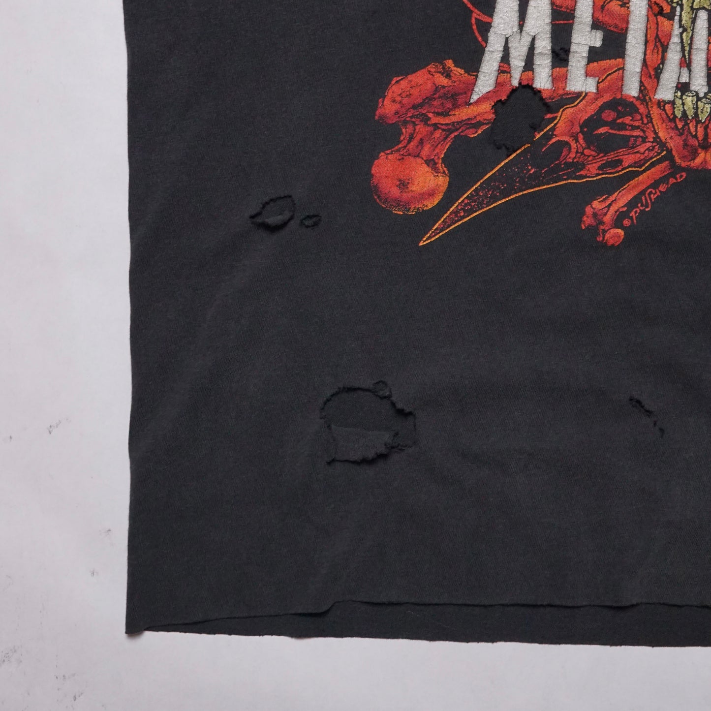 1990s Metallica “Rebel“ Size: L