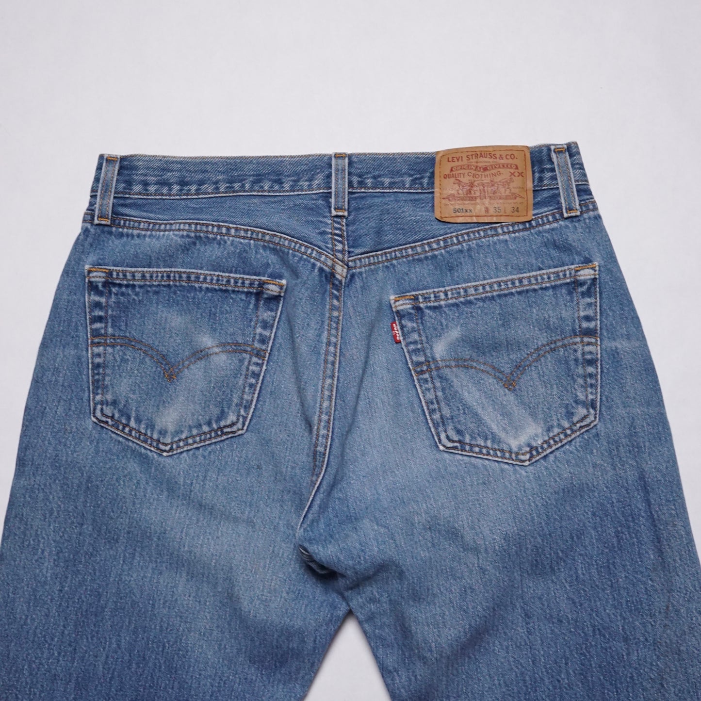 1990s Levi 501 “Faded” Size: 32W/31L