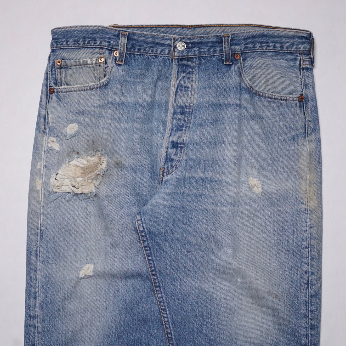 1990s Levi 501 “Thrashed” Size: 36W/33L