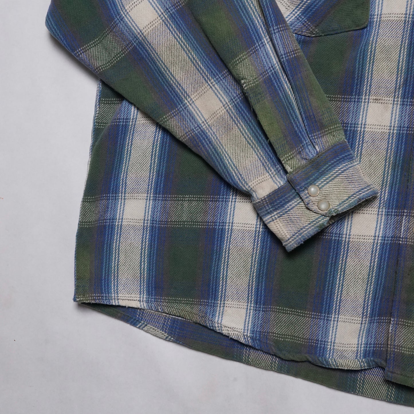 1990s Cotton Flannel "Distressed" Size: XL/XXL